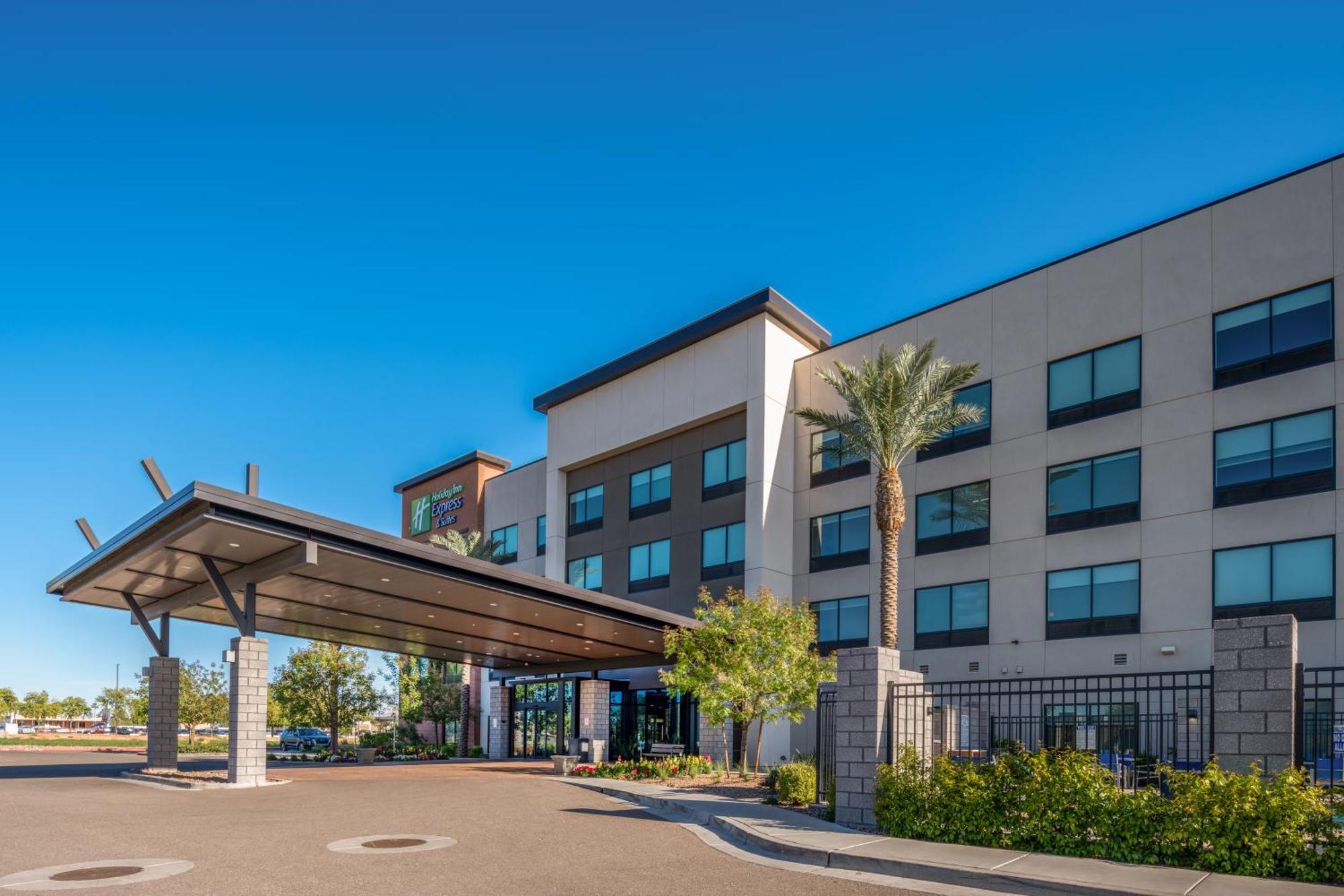 Holiday Inn Express & Suites - Gilbert - Mesa Gateway Airport Dış mekan fotoğraf